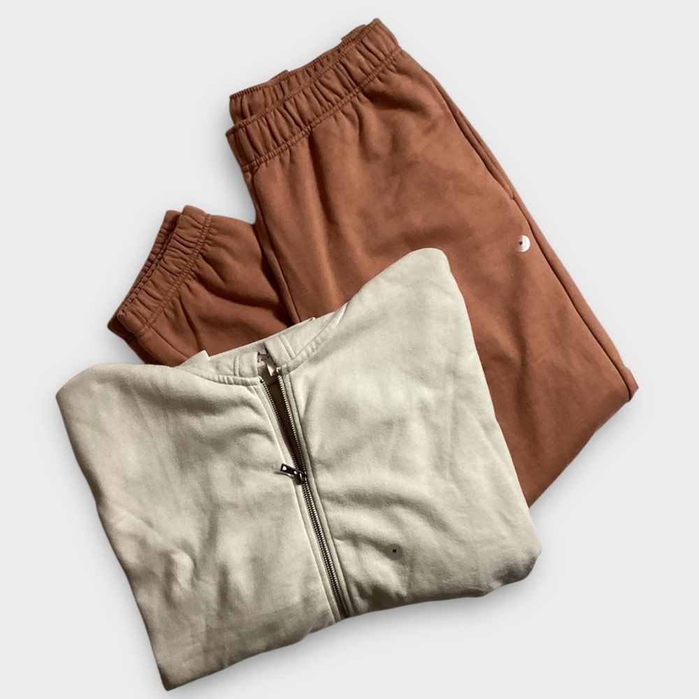 Cream Zip-Up Jacket and Brown Joggers Set